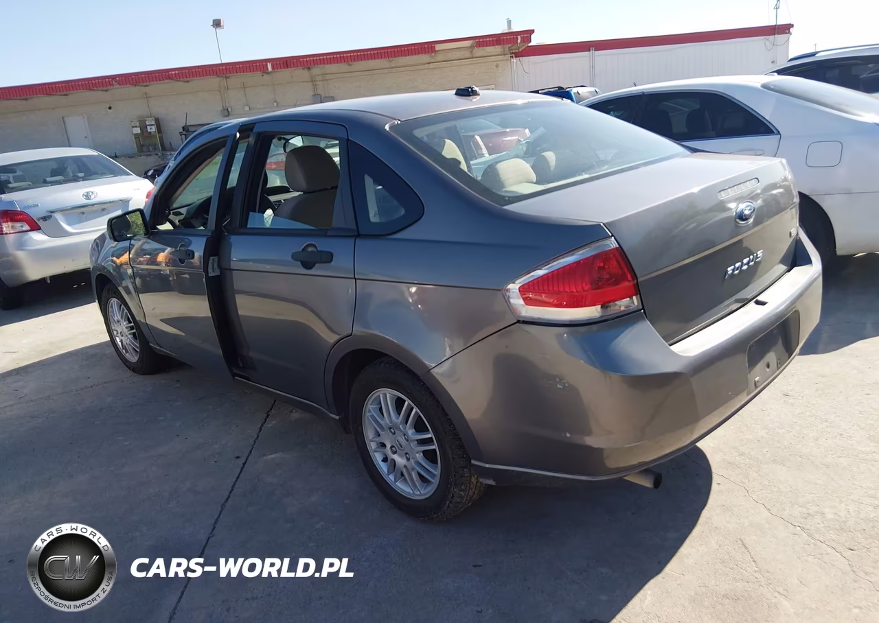 2011 Ford Focus Se VIN:1FAHP3FN6BW133855 - 3