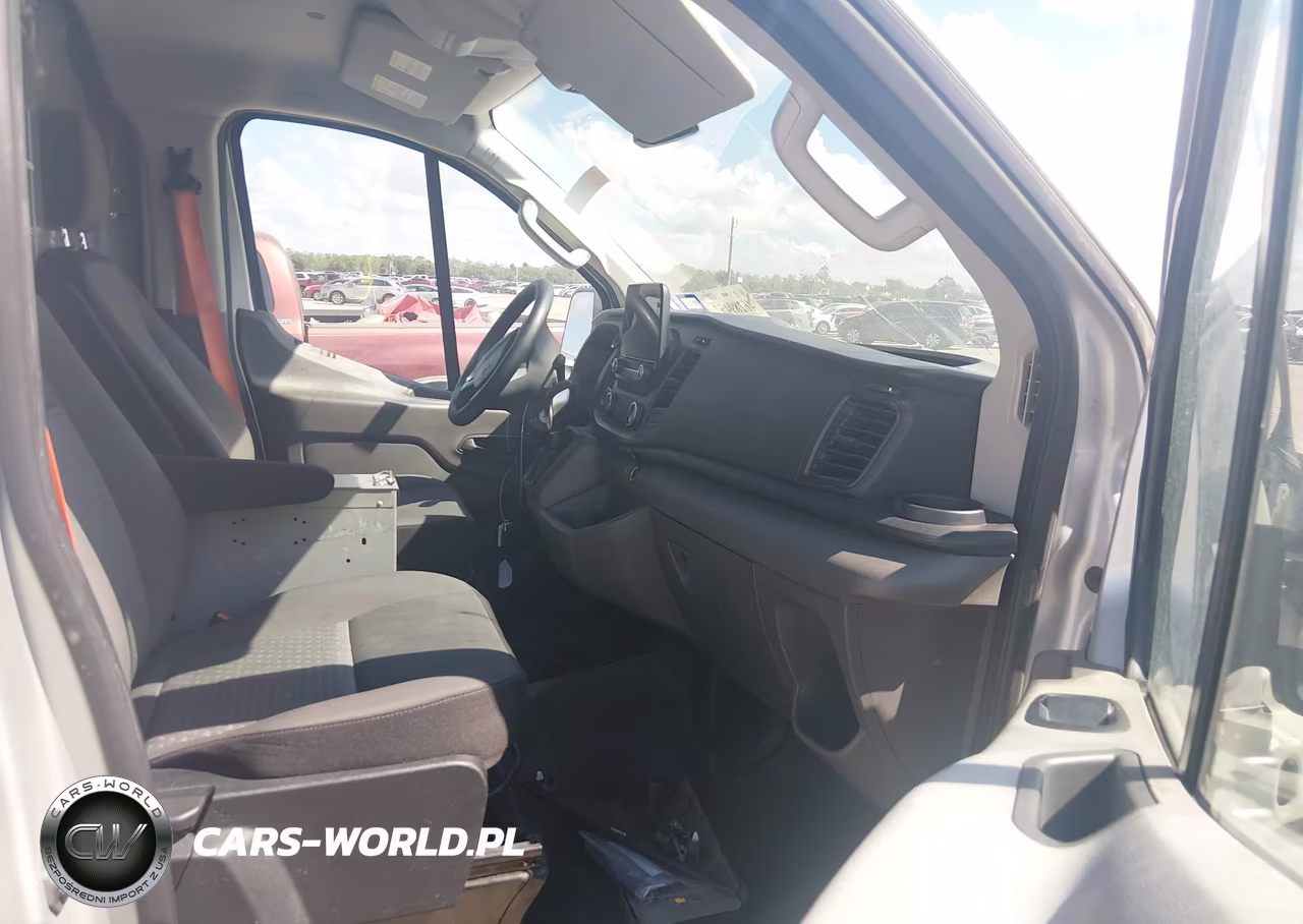 2020 Ford Transit-150 VIN:1FTYE1Y82LKB18757 - 5