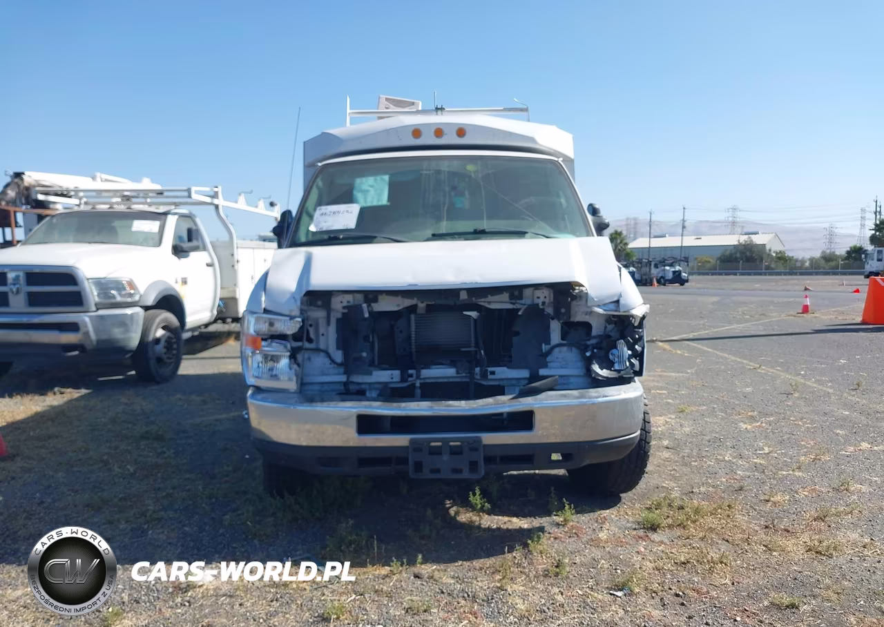 2019 Ford E-350 Cutaway VIN:1FDWE3F61KDC33644 - 14