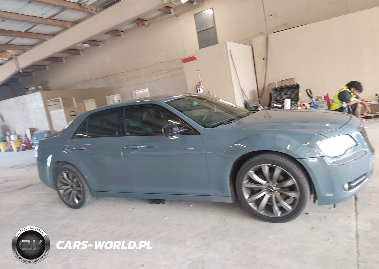 2014 Chrysler 300 300S VIN:2C3CCABG0EH355195 - 13