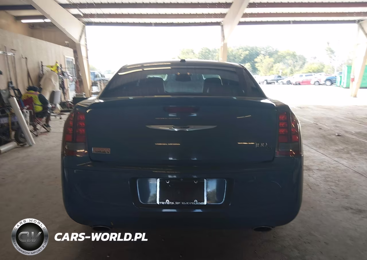 2014 Chrysler 300 300S VIN:2C3CCABG0EH355195 - 16