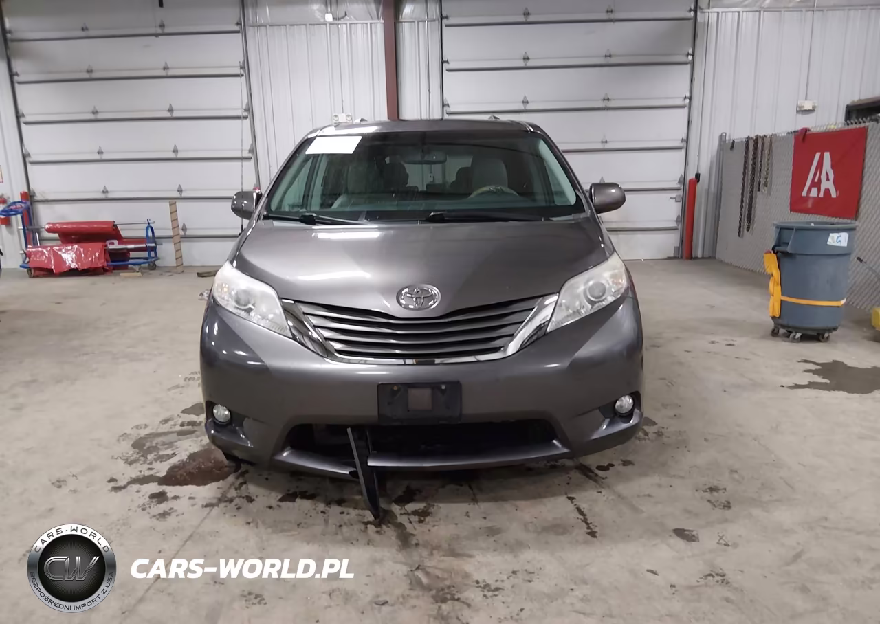 2013 Toyota Sienna Xle V6 8 Passenger VIN:5TDYK3DCXDS334073 - 12