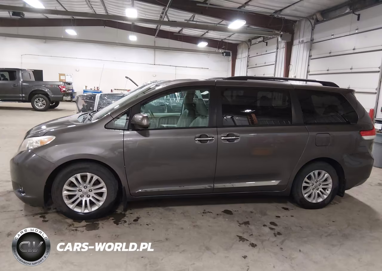 2013 Toyota Sienna Xle V6 8 Passenger VIN:5TDYK3DCXDS334073 - 14