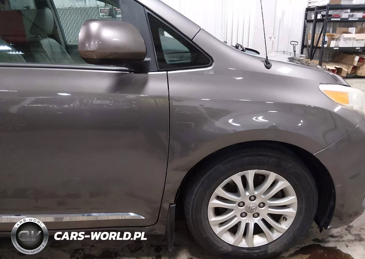 2013 Toyota Sienna Xle V6 8 Passenger VIN:5TDYK3DCXDS334073 - 19