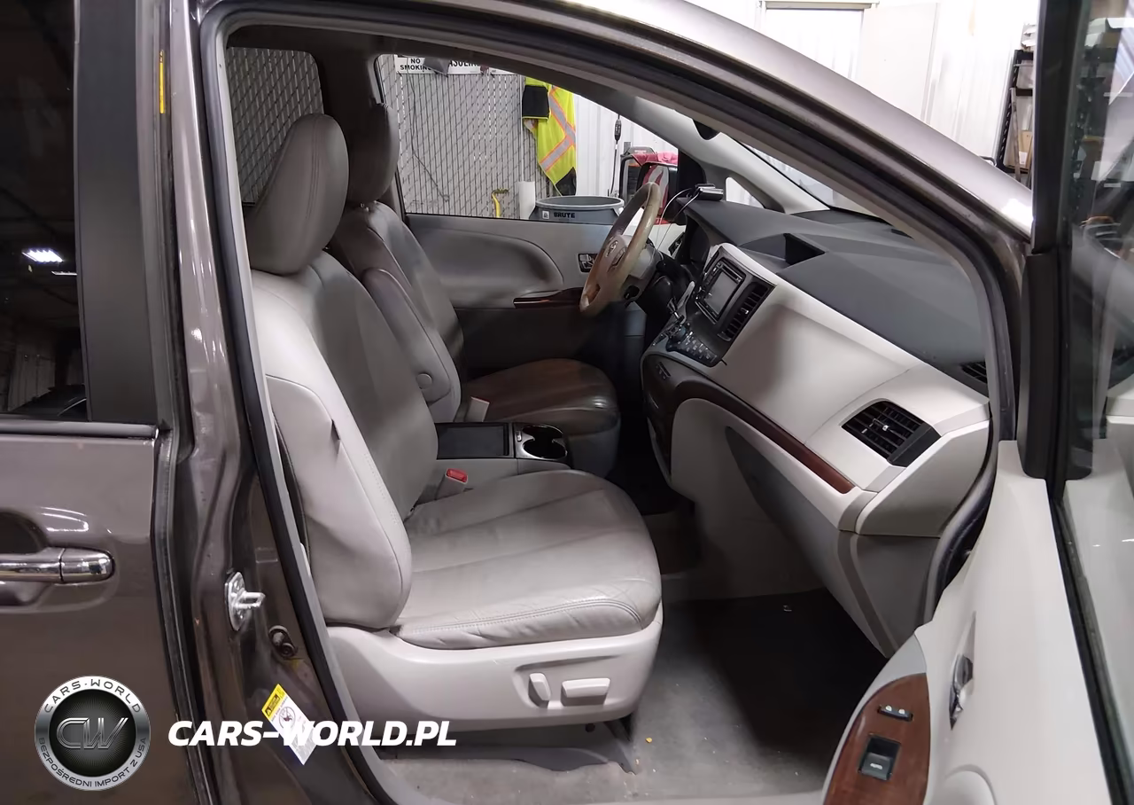 2013 Toyota Sienna Xle V6 8 Passenger VIN:5TDYK3DCXDS334073 - 5