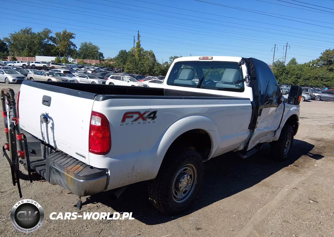 2012 Ford F-250 Xl VIN:1FTBF2B62CEA19581 - 4