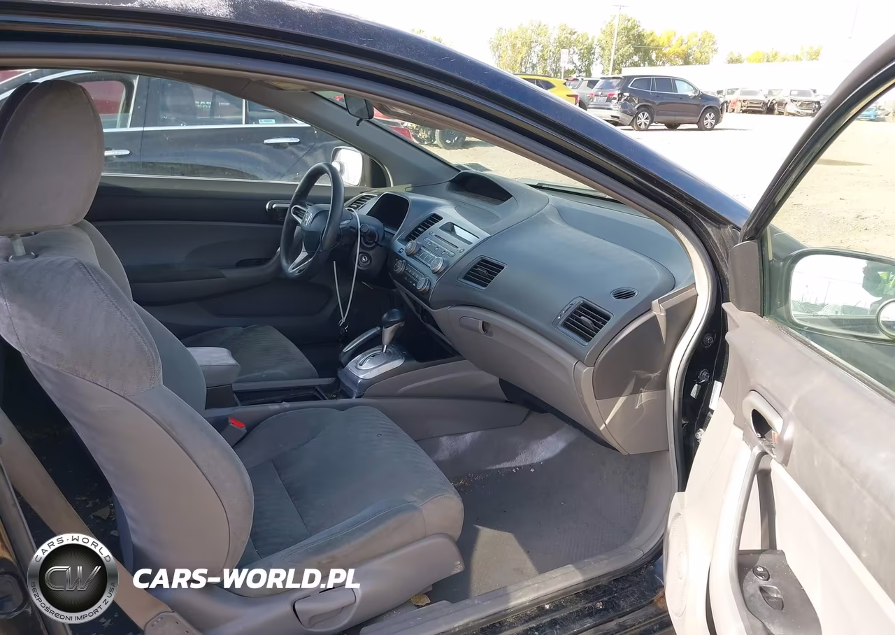 2009 Honda Civic Lx VIN:2HGFG12669H541108 - 5