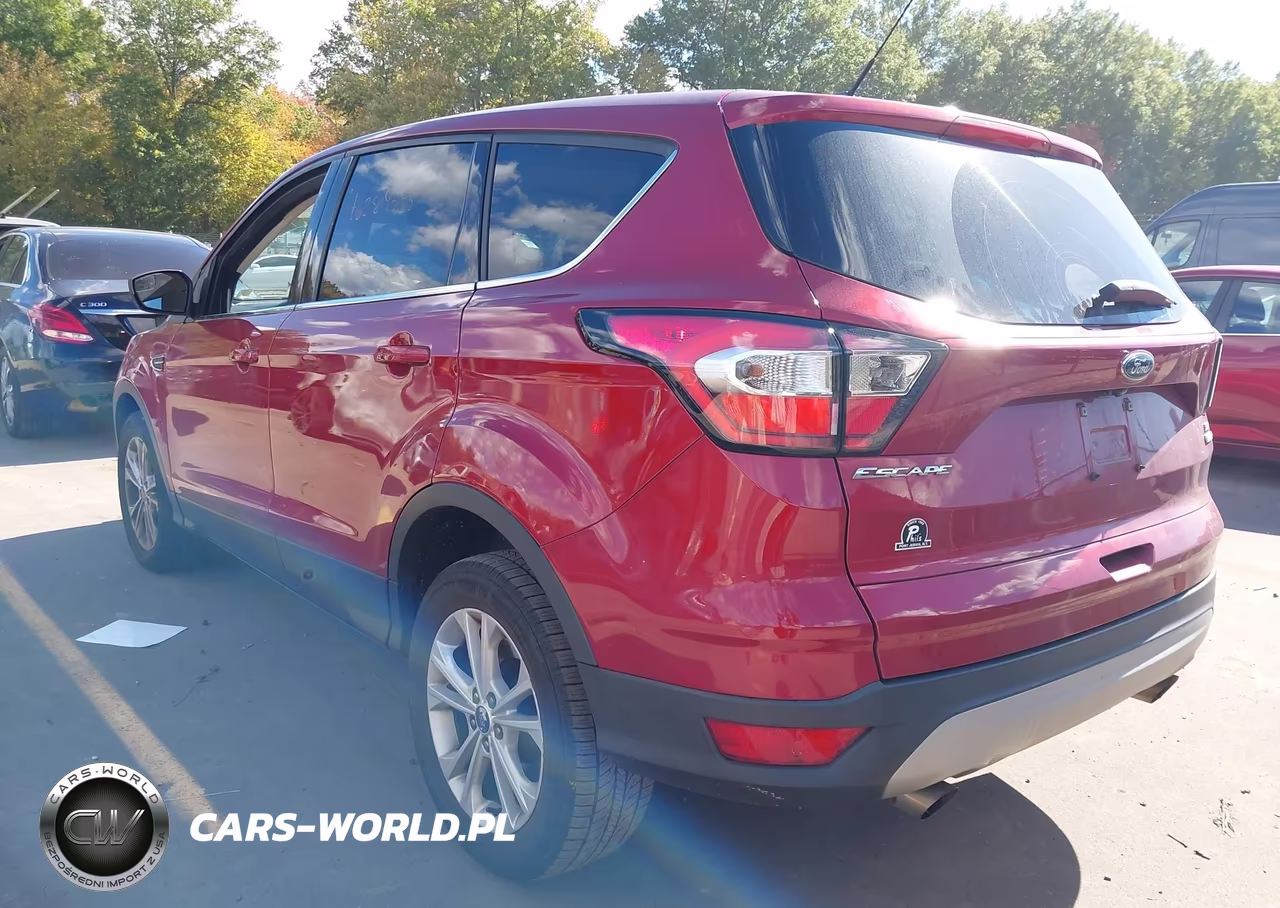 2017 Ford Escape Se VIN:1FMCU9GD7HUD23802 - 3