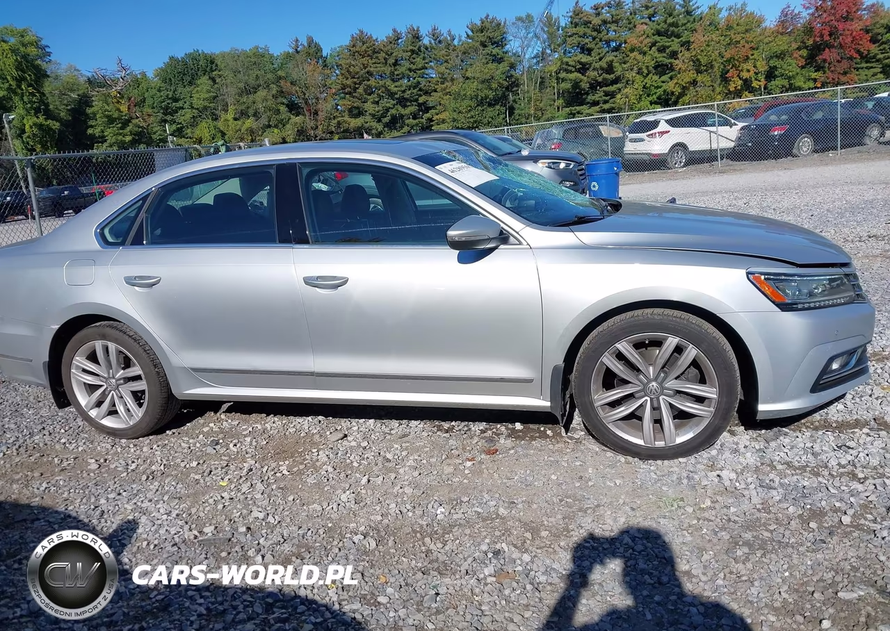 2017 Volkswagen Passat 1.8T Se VIN:1VWGT7A3XHC031299 - 13
