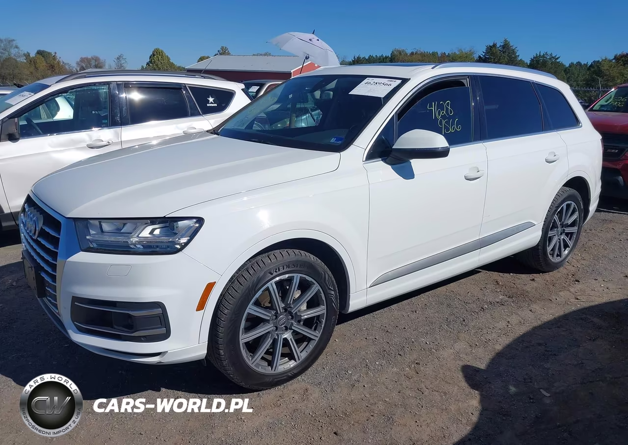2017 Audi Q7 3.0T Premium VIN:WA1LAAF72HD015585 - 2