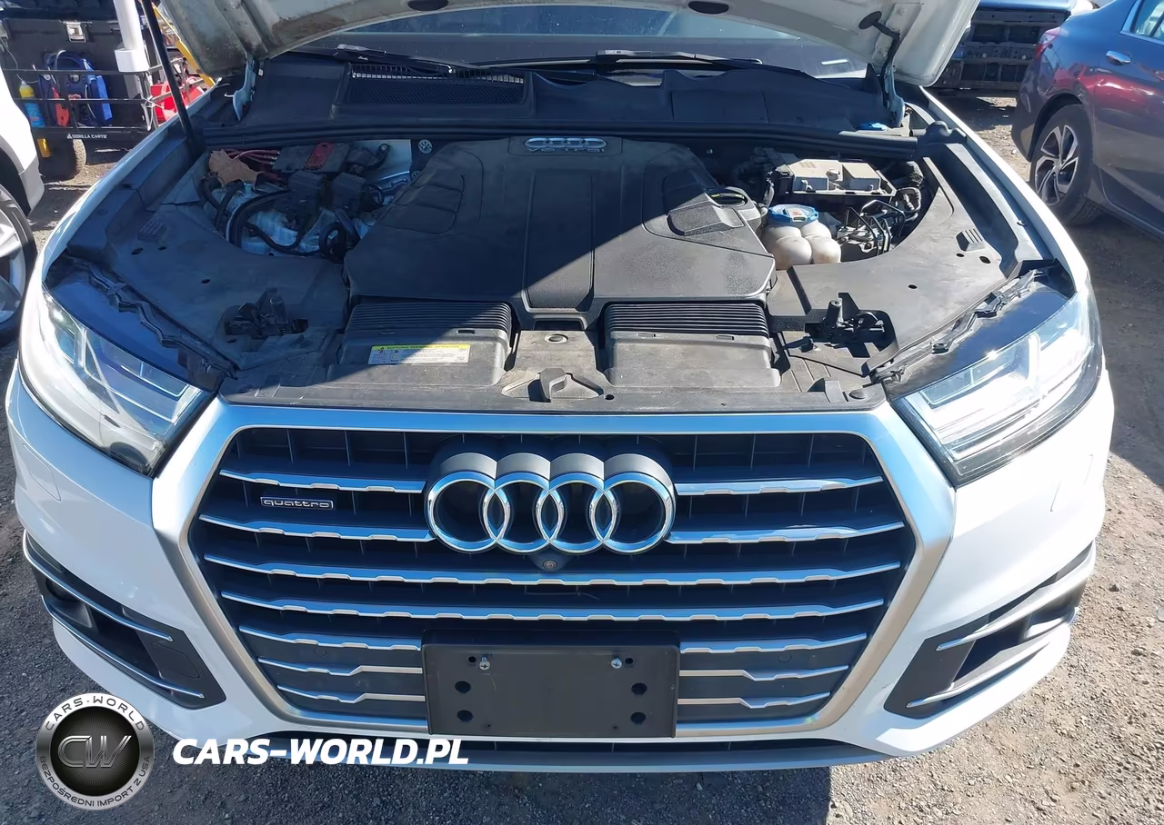 2017 Audi Q7 3.0T Premium VIN:WA1LAAF72HD015585 - 6
