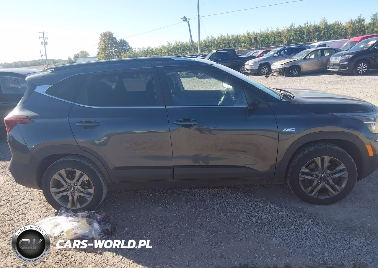 2022 Kia Seltos S VIN:KNDEUCAA3N7313674 - 13