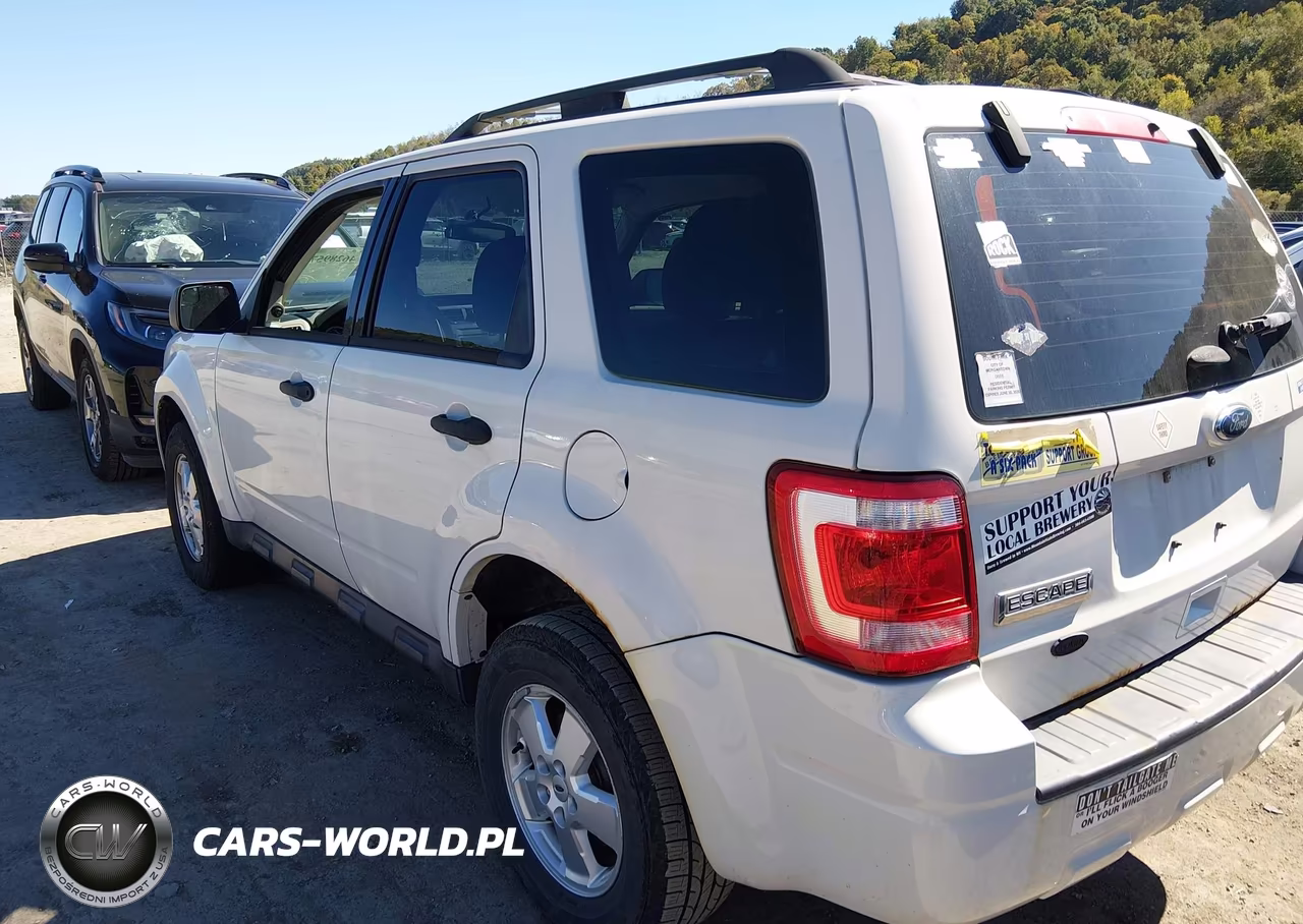 2012 Ford Escape Xls VIN:1FMCU9C75CKA34096 - 3