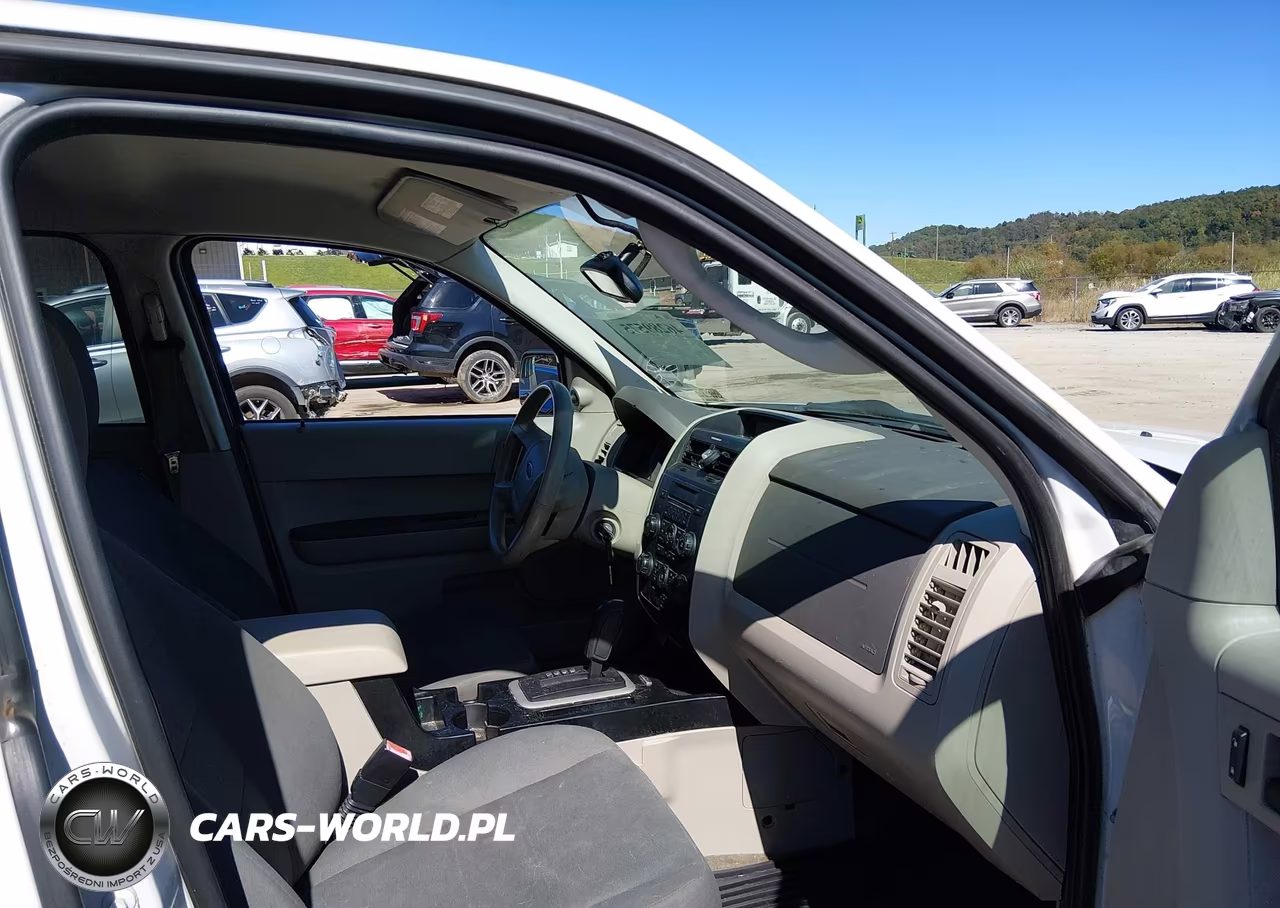 2012 Ford Escape Xls VIN:1FMCU9C75CKA34096 - 5