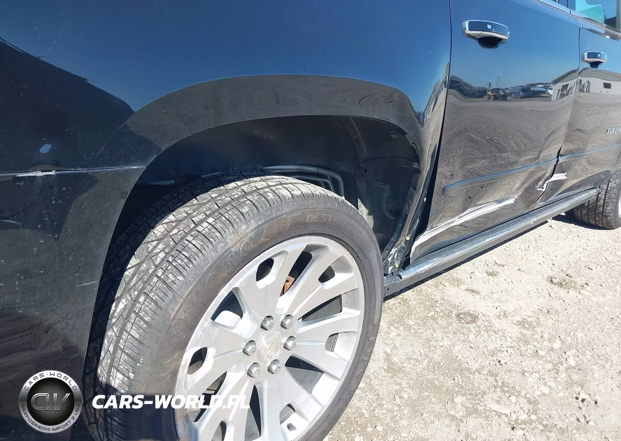 2016 Chevrolet Suburban Ltz VIN:1GNSKJKC1GR476805 - 17