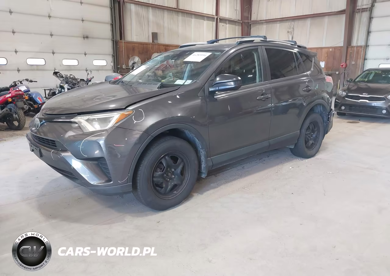 2017 Toyota Rav4 Le VIN:JTMBFREV6HJ700367 - 2