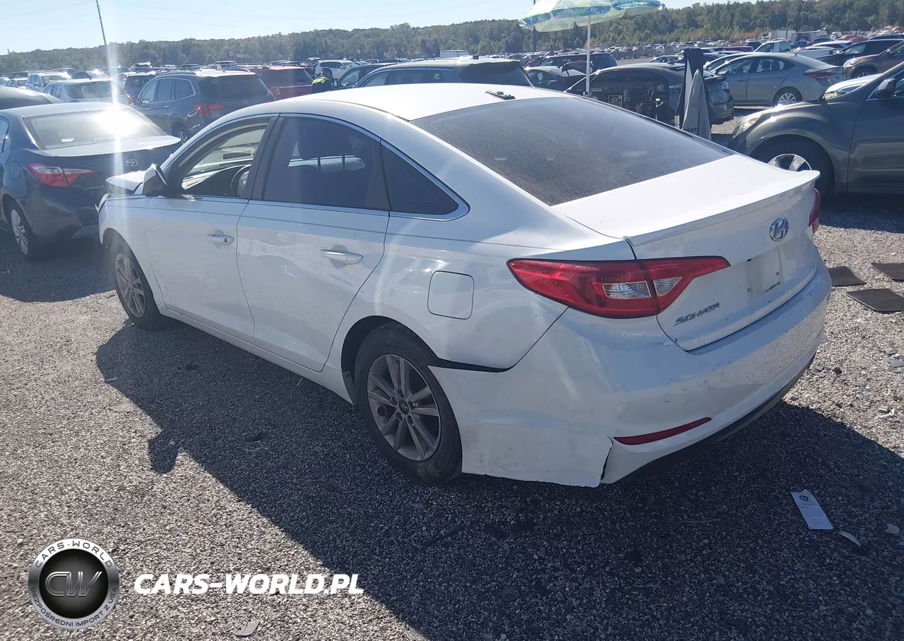 2015 Hyundai Sonata Se VIN:5NPE24AF2FH172729 - 3