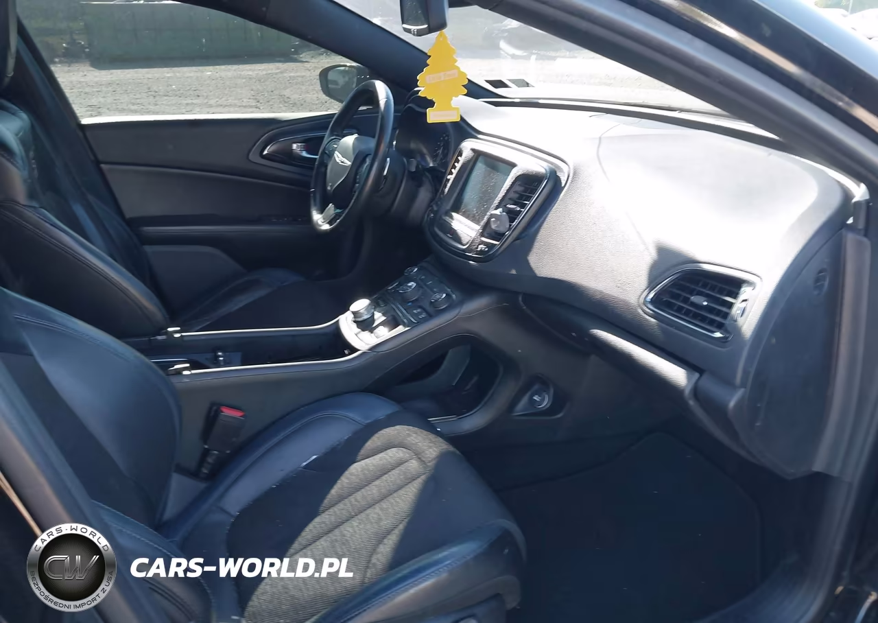 2016 Chrysler 200 S VIN:1C3CCCBB4GN133740 - 5