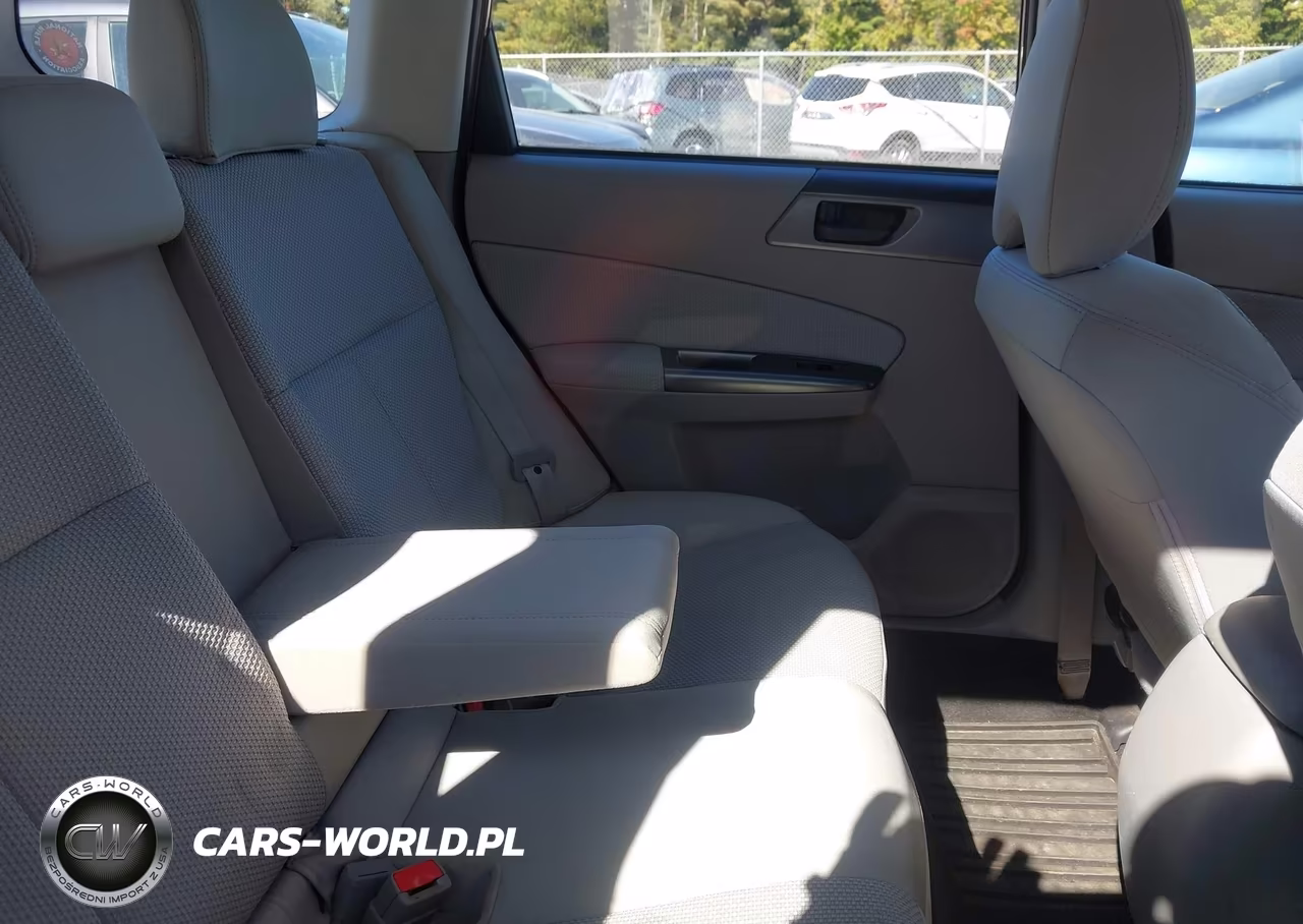 2011 Subaru Forester 2.5X VIN:JF2SHABC6BG758743 - 8