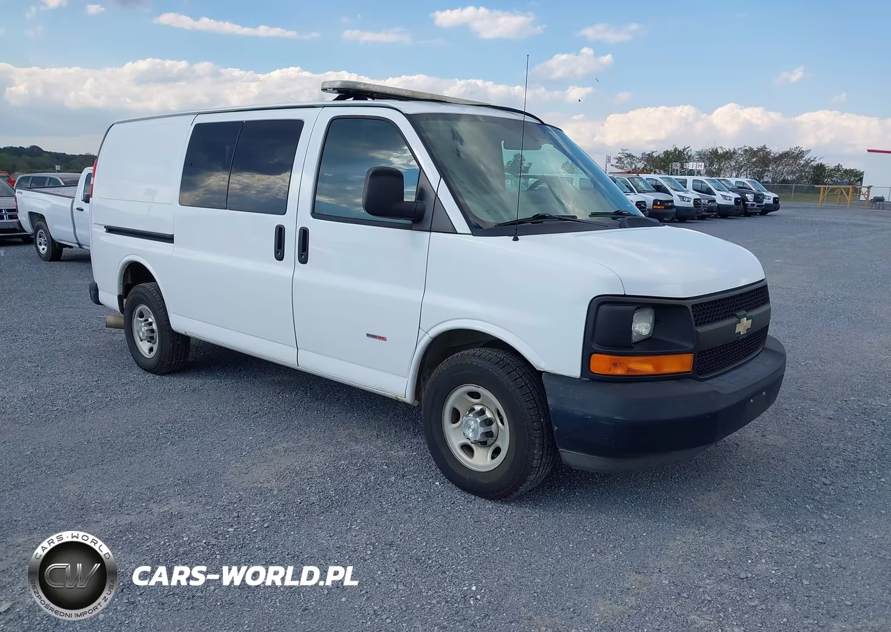 2014 Chevrolet Express 2500 Diesel VIN:1GCWGFFL9E1189551 - 1