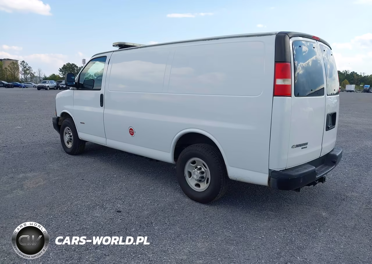 2014 Chevrolet Express 2500 Diesel VIN:1GCWGFFL9E1189551 - 3