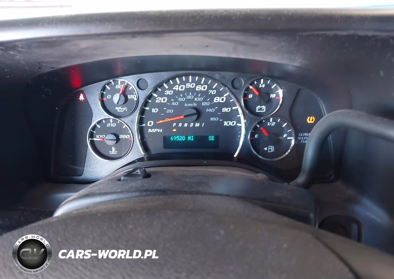 2014 Chevrolet Express 2500 Diesel VIN:1GCWGFFL9E1189551 - 7