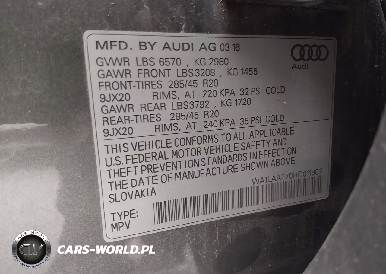 2017 Audi Q7 3.0T Premium VIN:WA1LAAF70HD011907 - 9