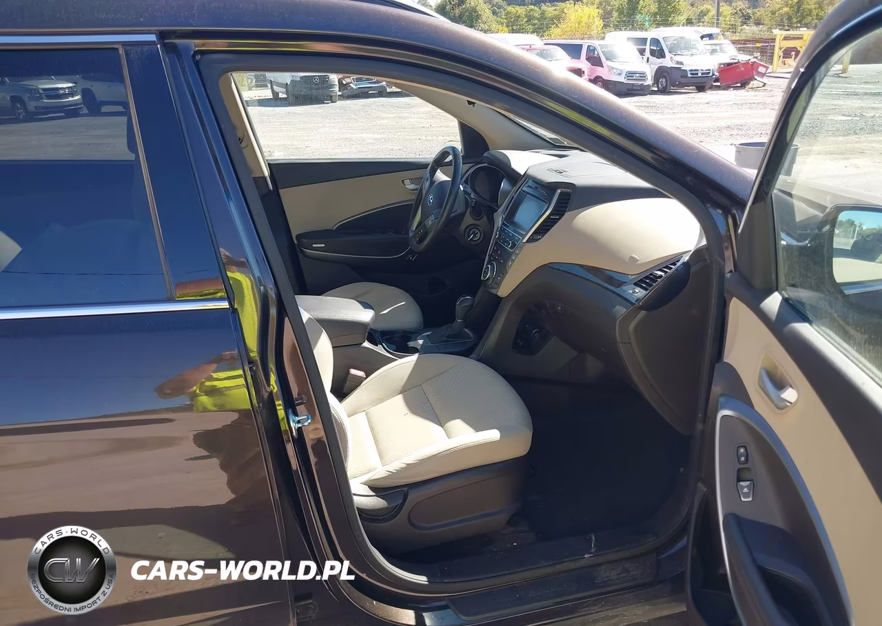 2017 Hyundai Santa Fe Se VIN:KM8SMDHF2HU225453 - 5