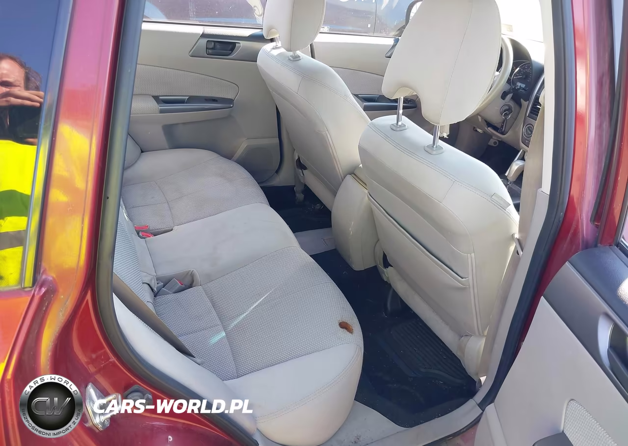 2011 Subaru Forester 2.5X VIN:JF2SHABCXBH717011 - 8