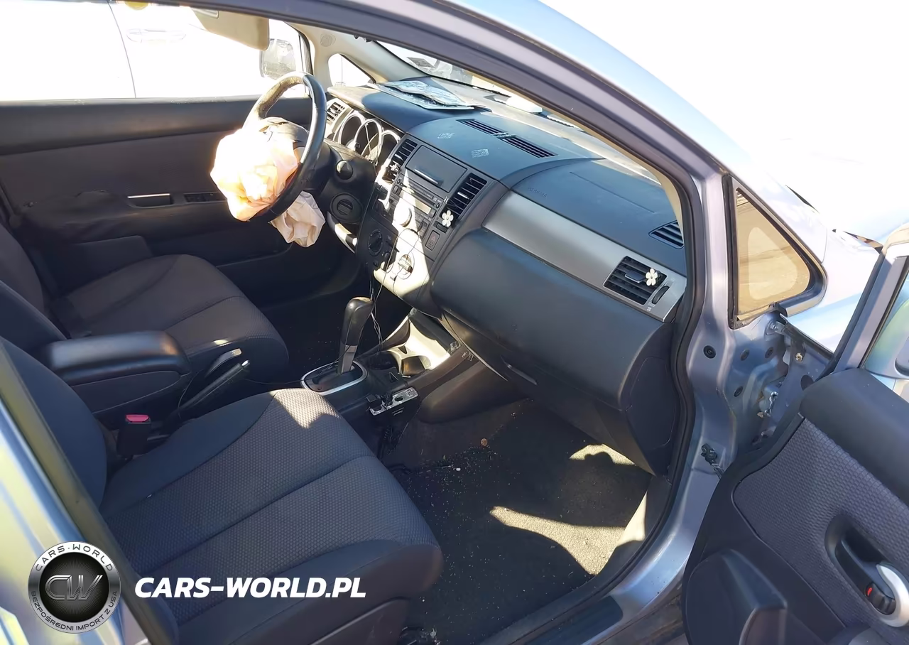 2009 Nissan Versa 1.8Sl VIN:3N1BC13E79L403215 - 5