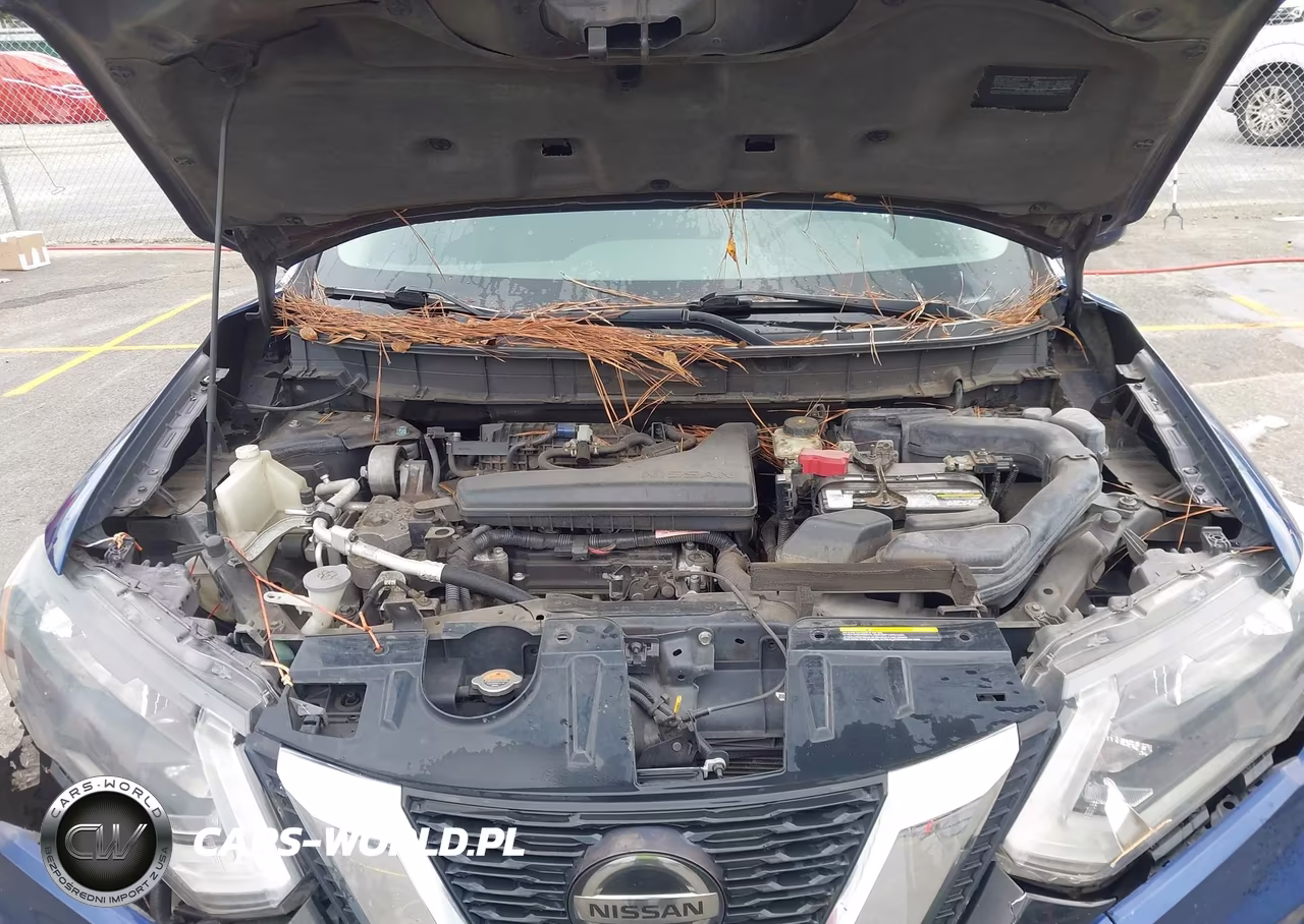 2018 Nissan Rogue S VIN:5N1AT2MT6JC815276 - 10