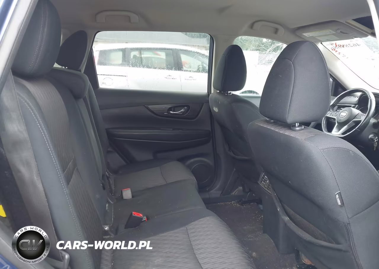 2018 Nissan Rogue S VIN:5N1AT2MT6JC815276 - 8