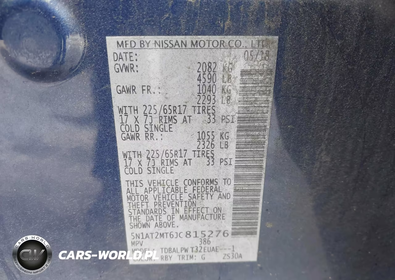 2018 Nissan Rogue S VIN:5N1AT2MT6JC815276 - 9