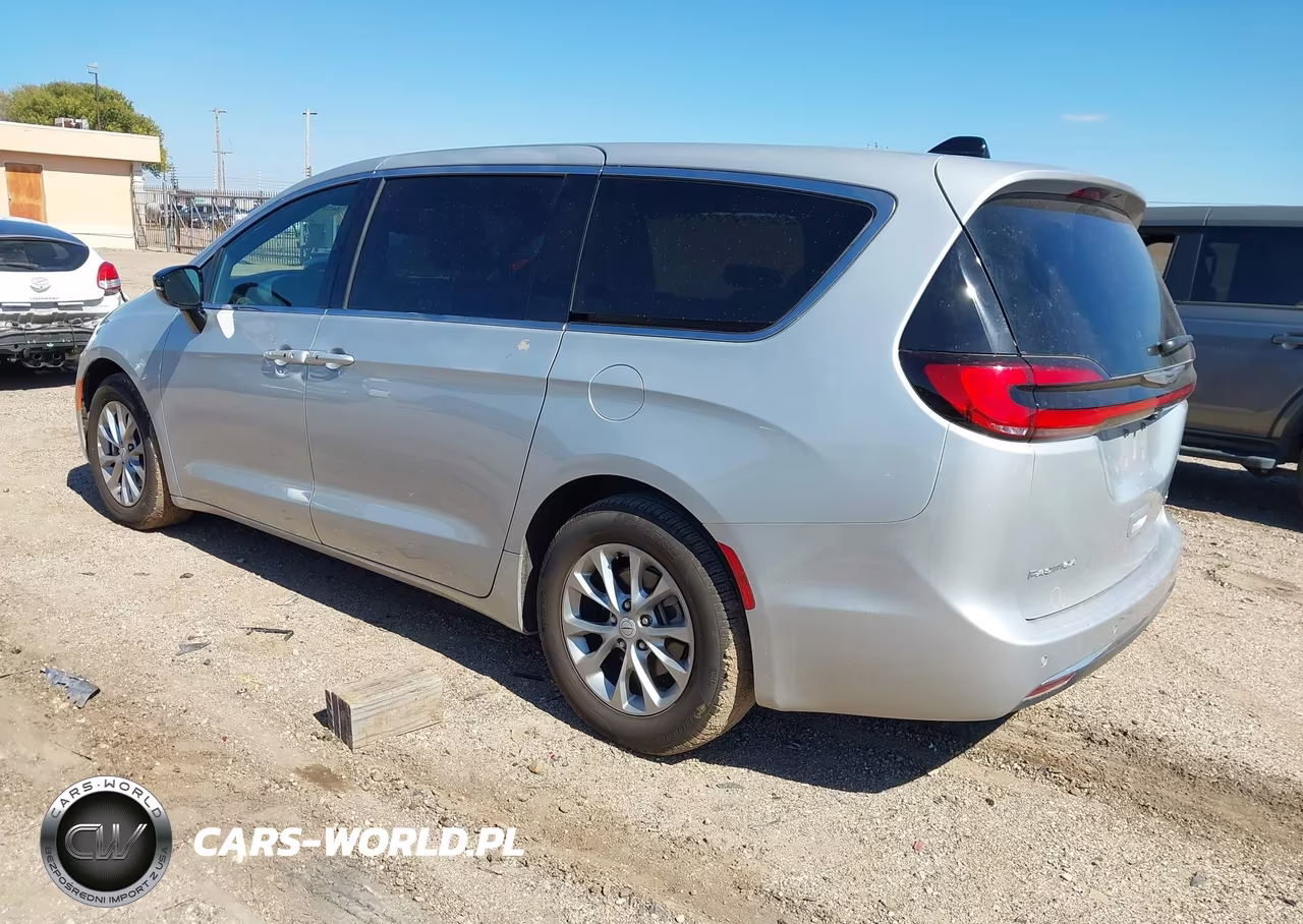 2026 Chrysler Pacifica Limited VIN:2C4RC1GG6TR206019 - 3