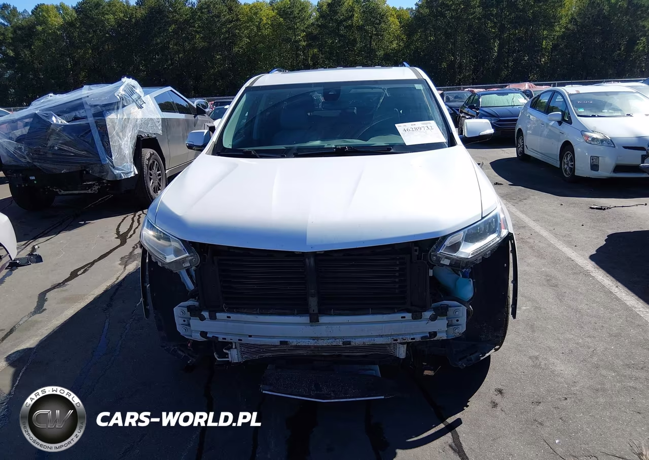 2019 Chevrolet Traverse Premier VIN:1GNERKKW7KJ304245 - 12