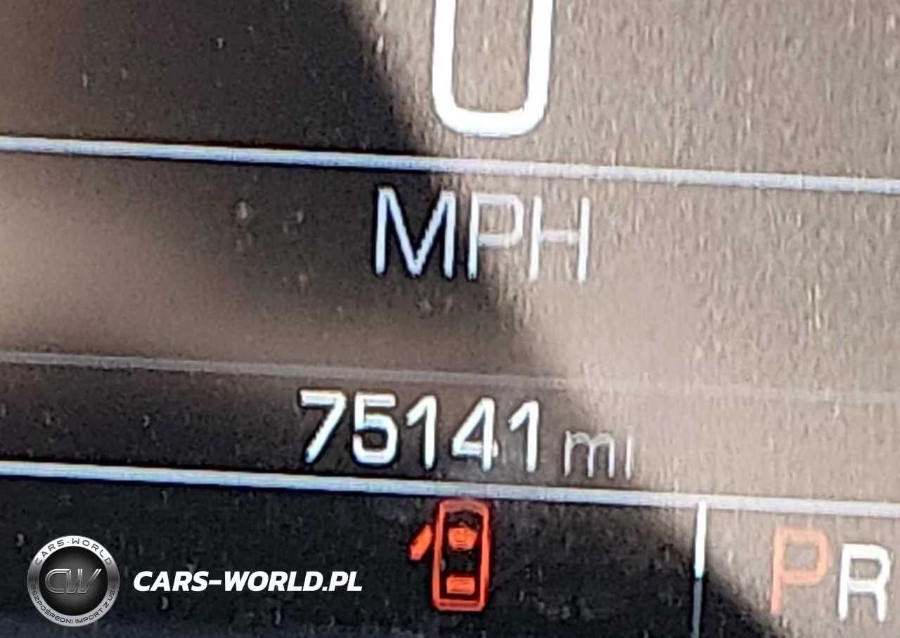 2019 Chevrolet Traverse Premier VIN:1GNERKKW7KJ304245 - 15