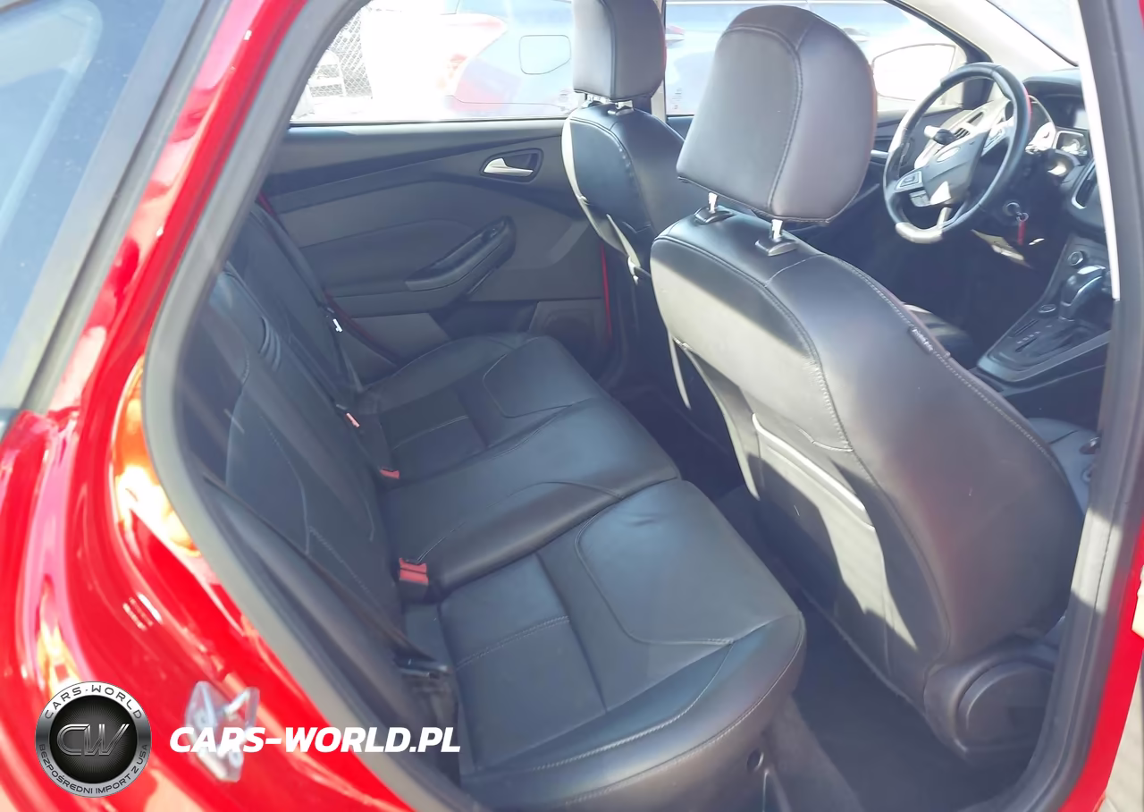 2016 Ford Focus Se VIN:1FADP3F22GL298802 - 8