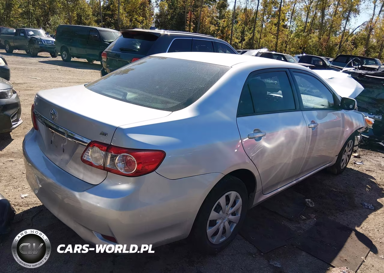 2011 Toyota Corolla Le VIN:2T1BU4EE5BC698770 - 4