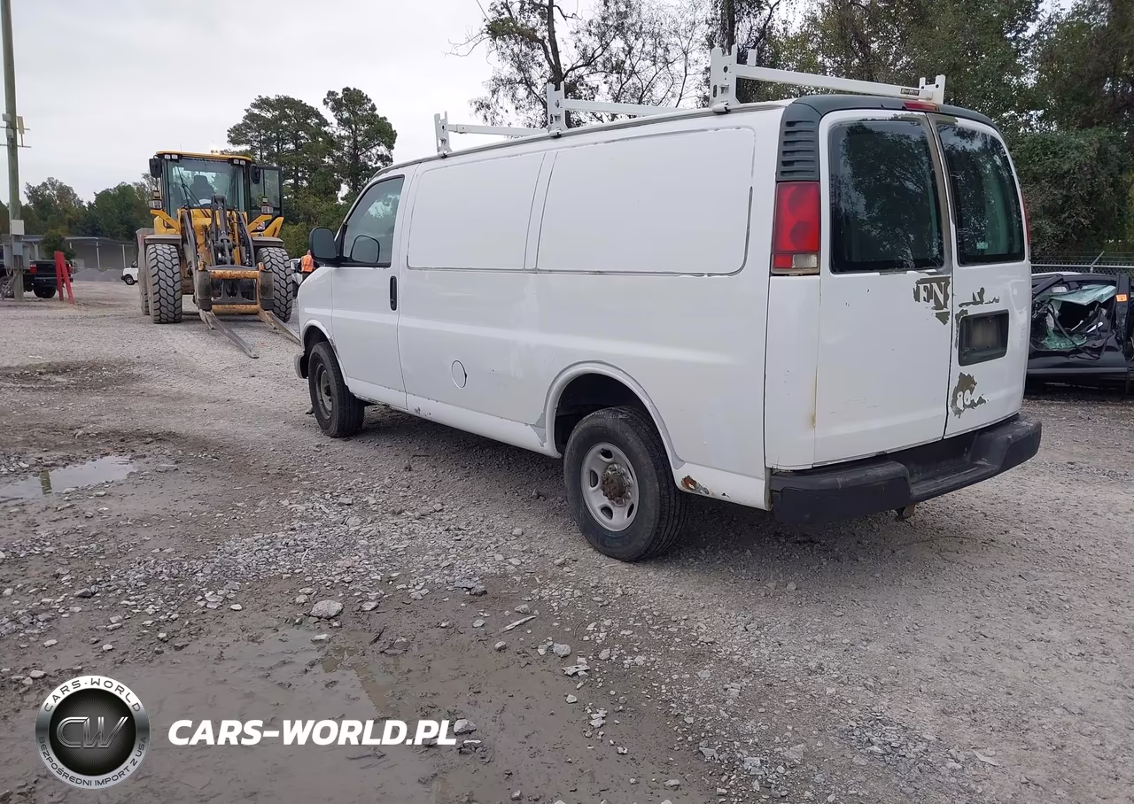 2000 Chevrolet Express VIN:1GCHG35R7Y1218935 - 3