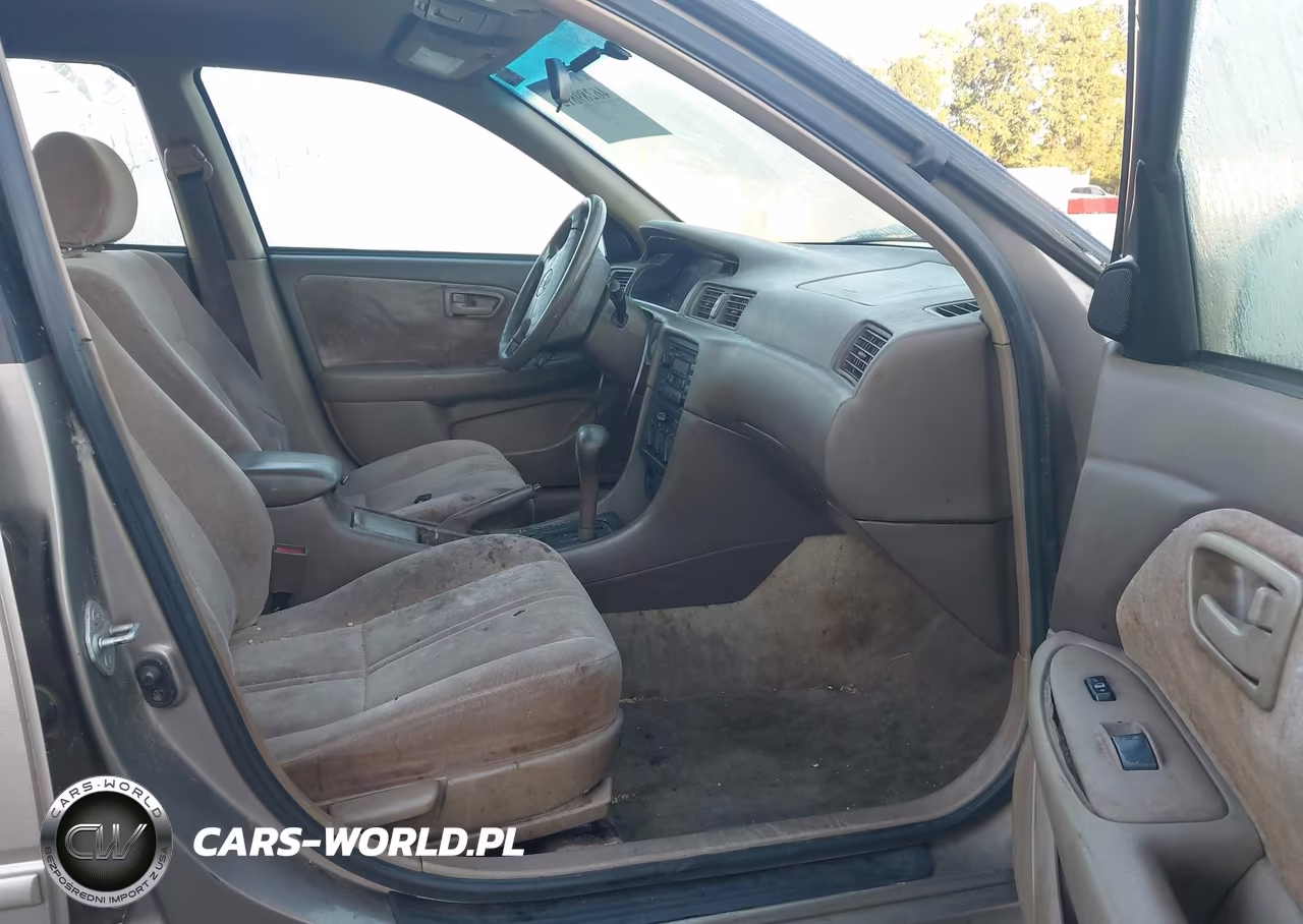 1999 Toyota Camry Le VIN:4T1BG22K5XU918842 - 5