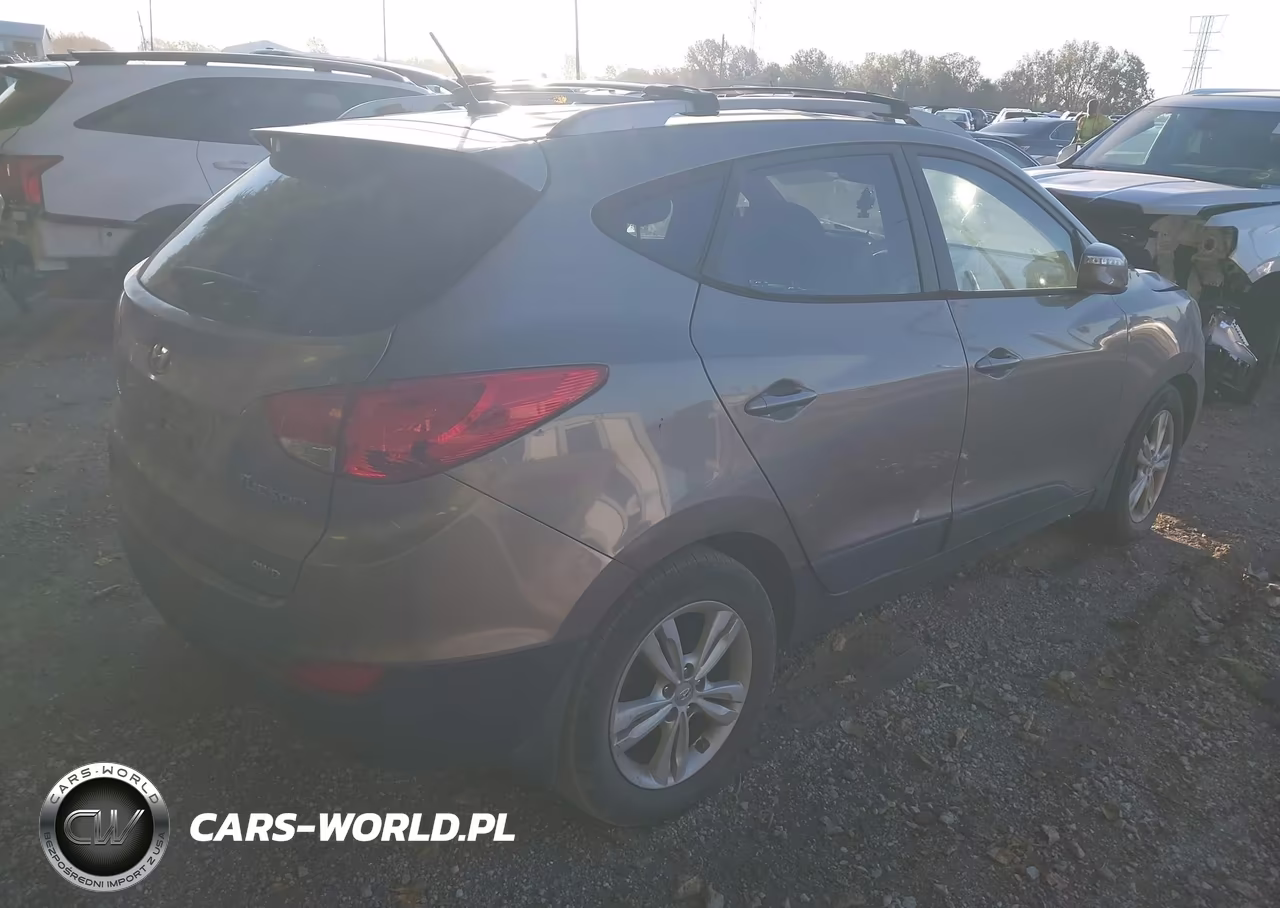 2012 Hyundai Tucson Gls VIN:KM8JUCAC1CU519781 - 4