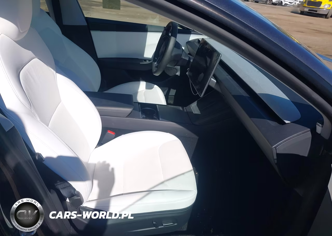 2025 Tesla Model 3 Long Range All-Wheel Drive VIN:5YJ3E1EB1SF911635 - 5