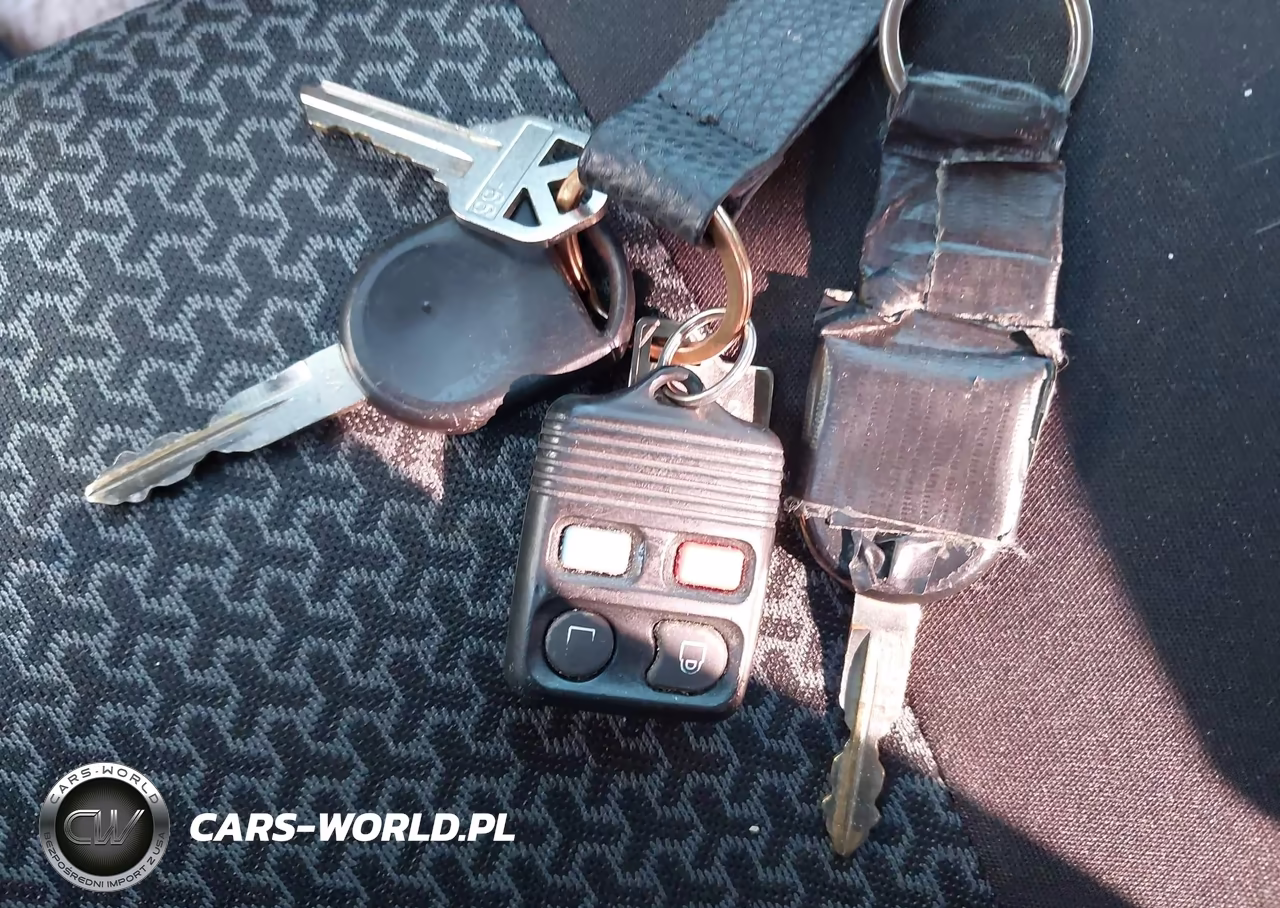 2007 Ford Focus S-Se-Ses VIN:1FAFP34N77W364202 - 11