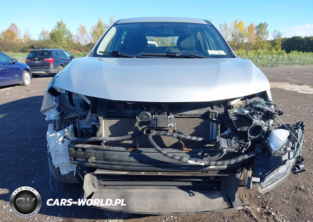 2017 Nissan Rogue S VIN:JN8AT2MV7HW024788 - 6