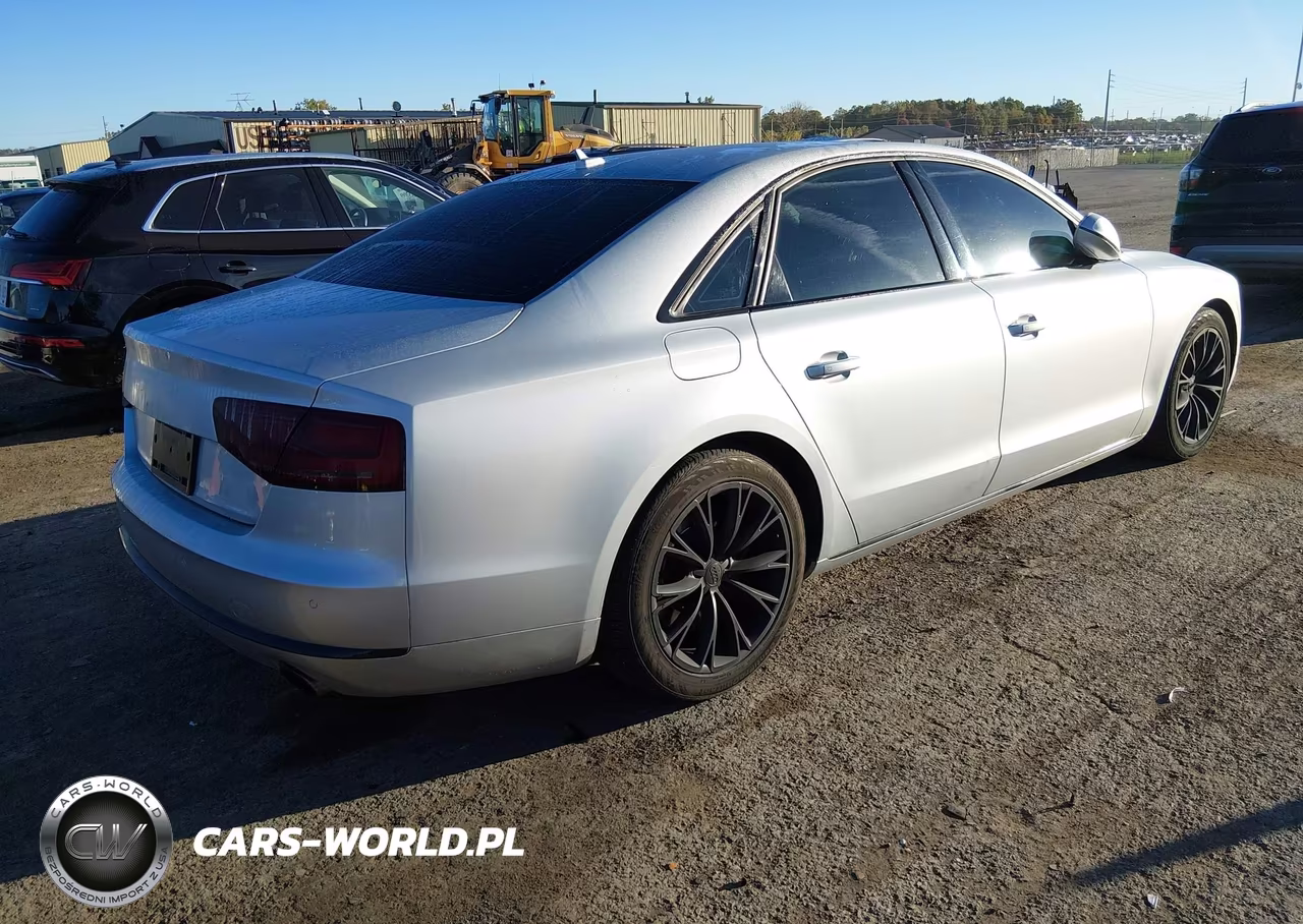 2012 Audi A8 4.2 VIN:WAUAVAFD6CN006556 - 4
