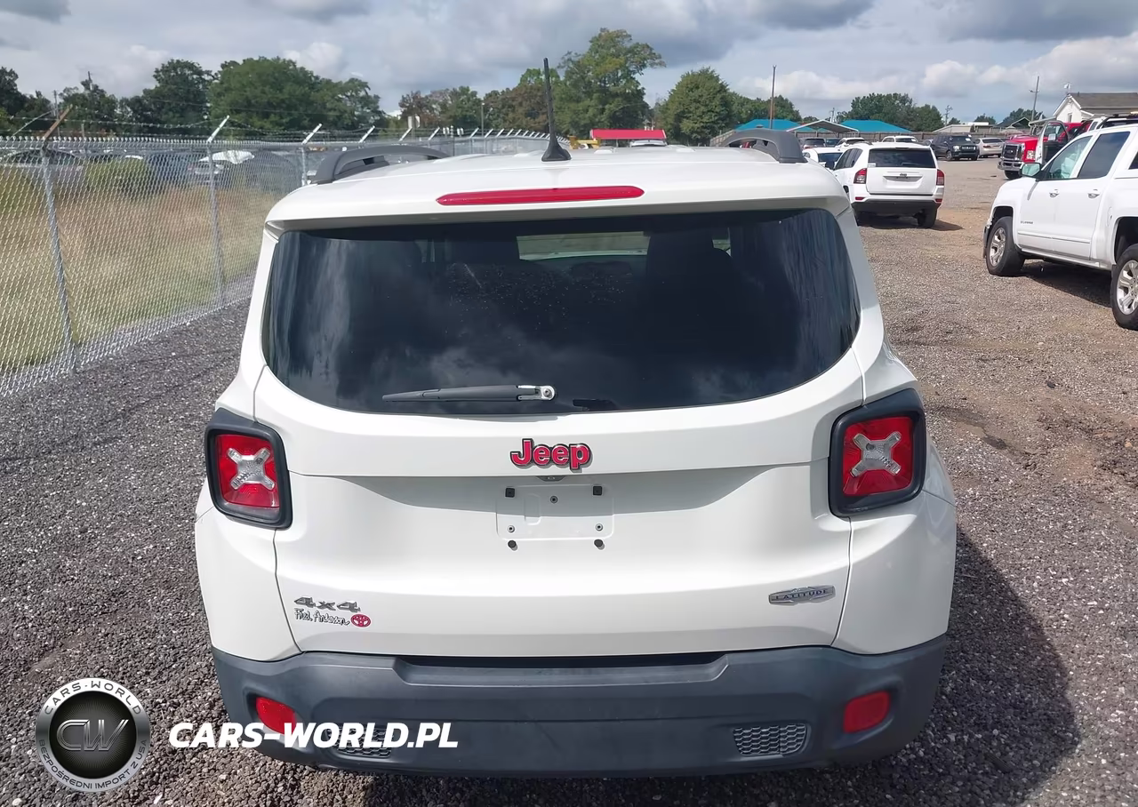 2017 Jeep Renegade Latitude 4X4 VIN:ZACCJBBBXHPG59116 - 16