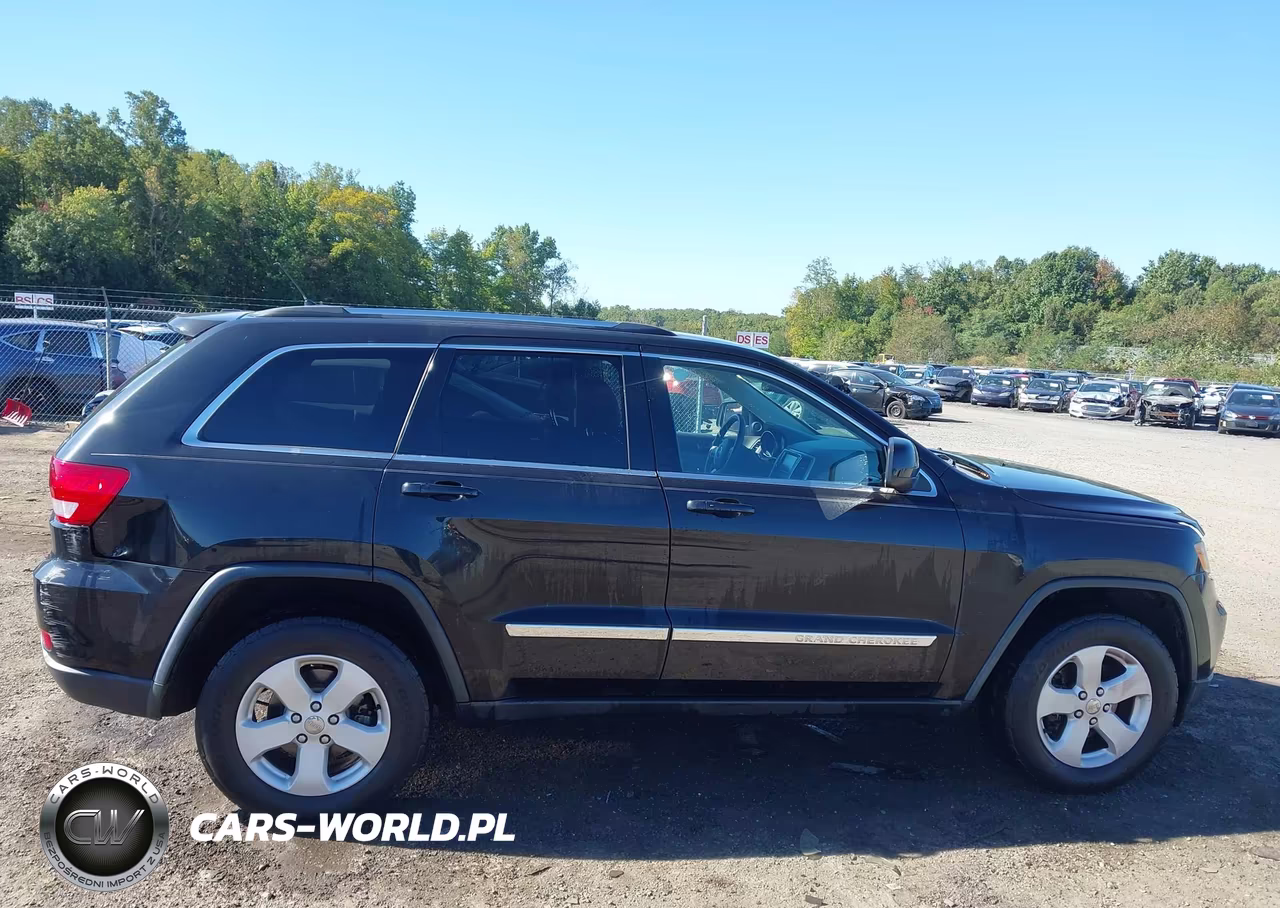 2013 Jeep Grand Cherokee Laredo VIN:1C4RJEAG7DC648551 - 13
