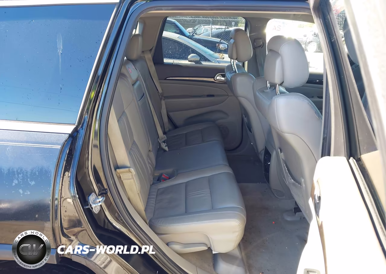 2013 Jeep Grand Cherokee Laredo VIN:1C4RJEAG7DC648551 - 8