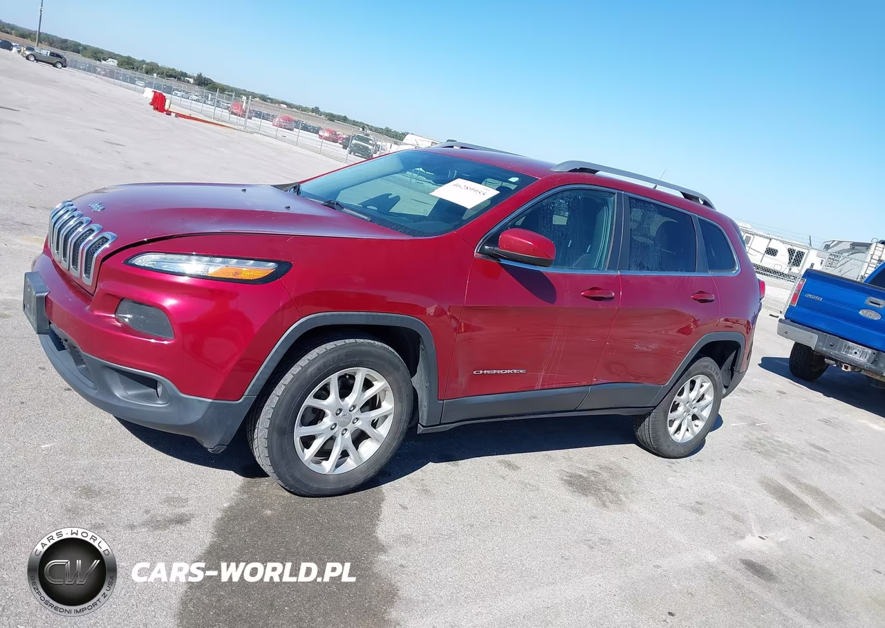 2015 Jeep Cherokee Latitude VIN:1C4PJMCB1FW679816 - 14