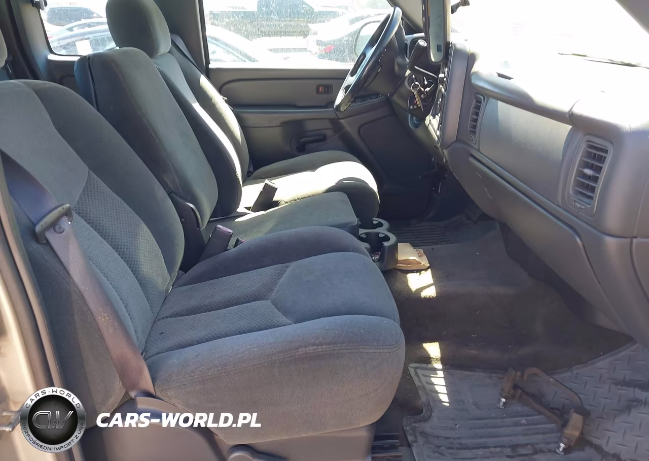 2004 Chevrolet Silverado 1500 Ls VIN:1GCEC19V14E383585 - 5